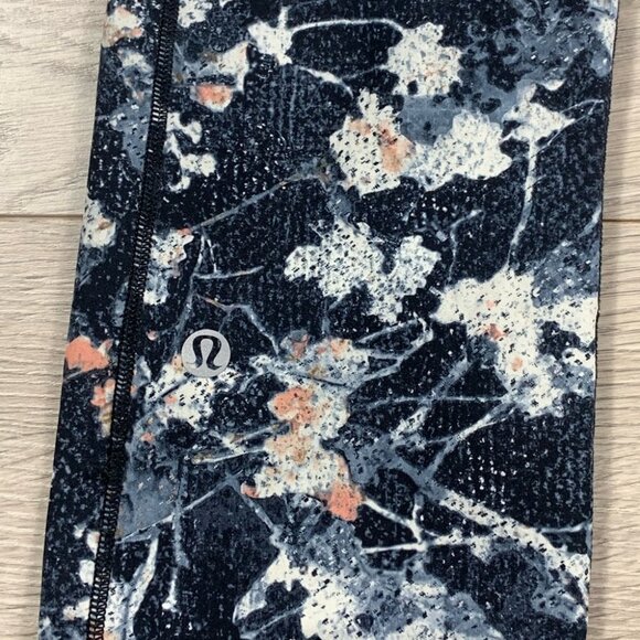 Lululemon Speed Up Tight Leggings *Full-On Luxtreme 28" Spring Bloom Multi - Picture 7 of 14